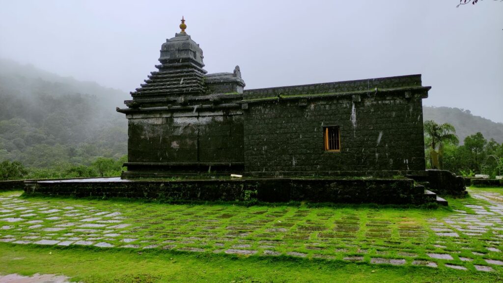 Betta Byraveshwara Temple