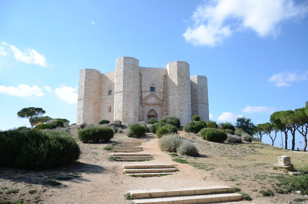 Castel del Monte, Apulia